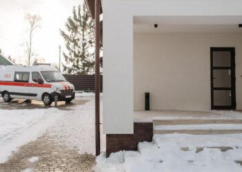 Featured image for: How to Build an Emergency Fund: A Step-by-Step Guide