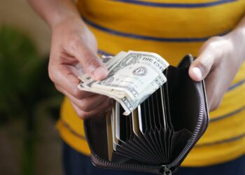 Featured image for: The Ultimate Guide to Getting a Handle on Your Spending