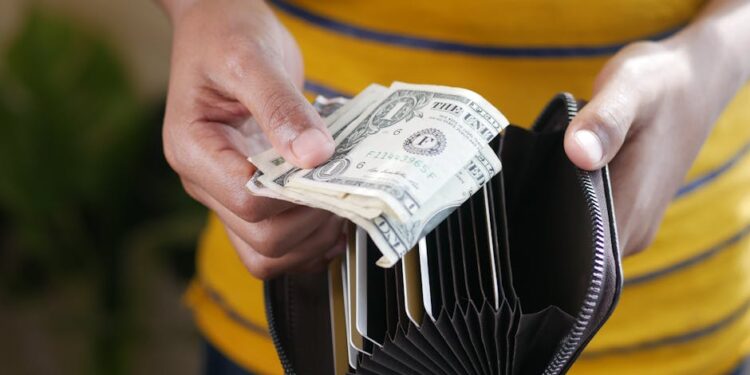 Featured image for: The Ultimate Guide to Getting a Handle on Your Spending